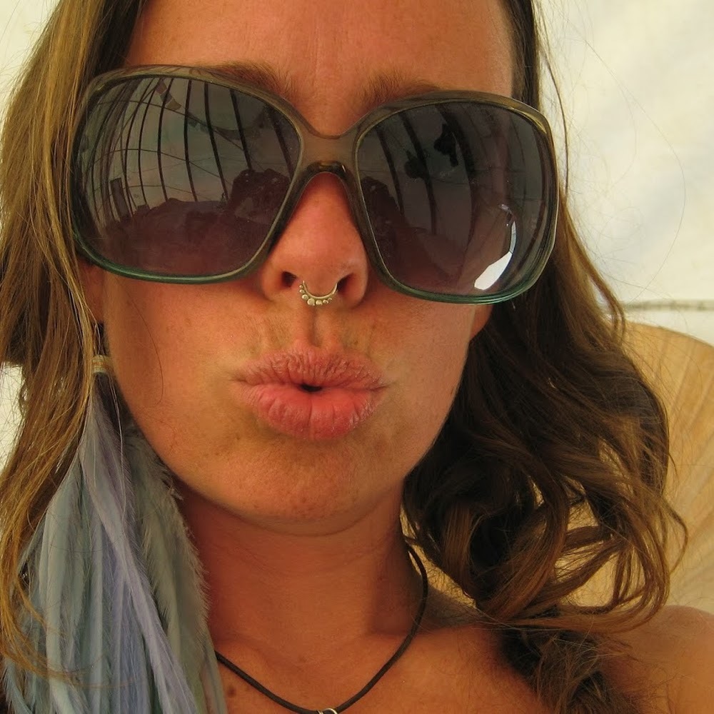 Meet your Posher, Brooke